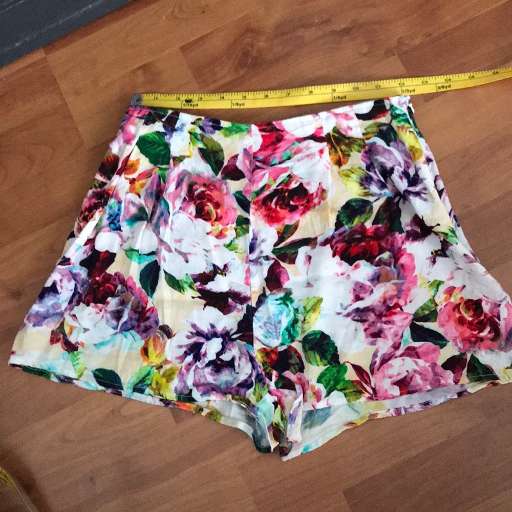 MINKPINK high waisted floral shorts